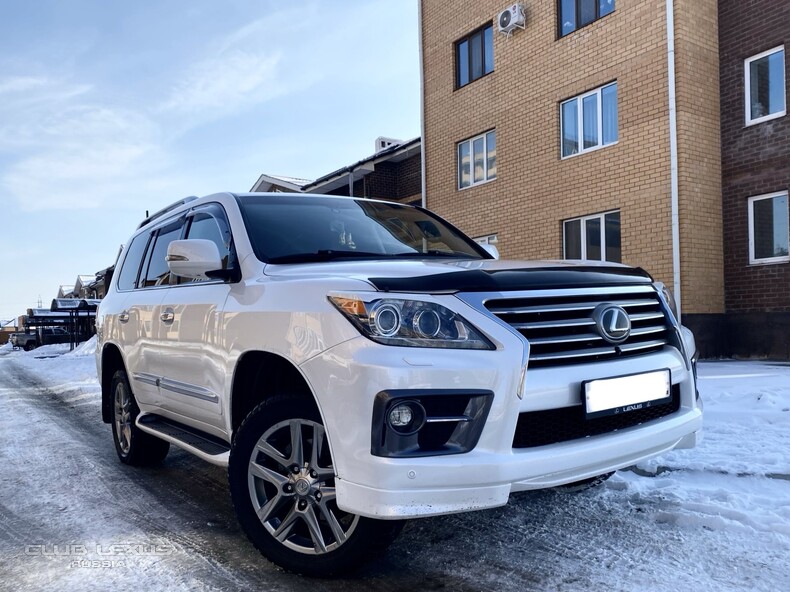 LX570 2012 рестайлинг, американец, белый, чёрный салон. LX570 2012 рестайлинг, американец, белый, чёрный салон.