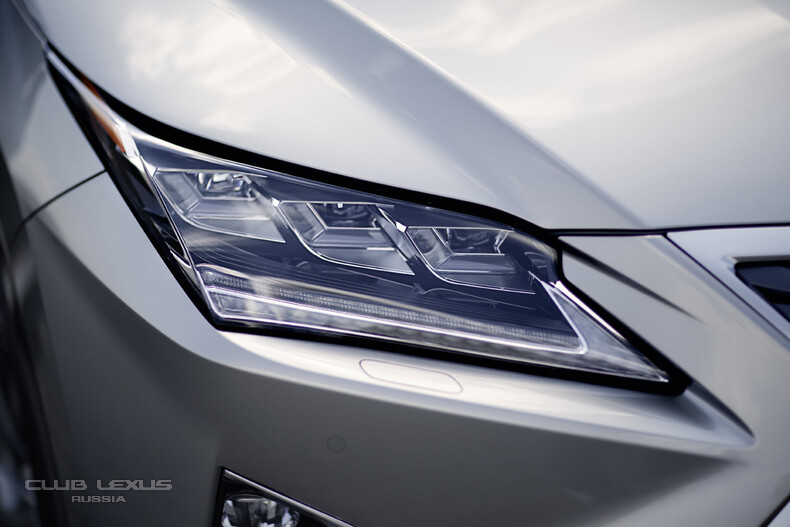  Lexus RX   