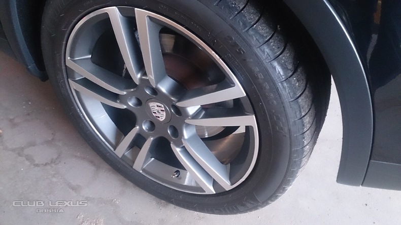 Porsche Cayenne 3.0дизель,2010,117500км.черный 2 389 000р Porsche Cayenne 3.0дизель,2010,117500км.черный 2 389 000р