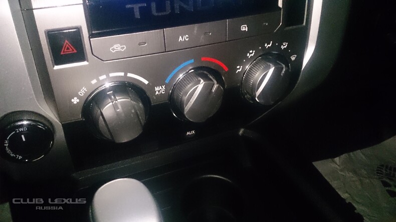 Toyota Tundra SR5 44 Double Cab 2014 2 980 000 