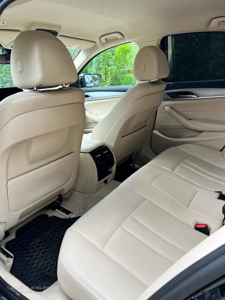 Продам BMW 520d G30, 2017, пробег 43.000 Продам BMW 520d G30, 2017, пробег 43.000
