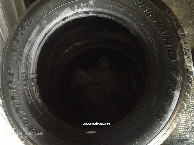 Продам резину Dunlop Grandtrek 275/60 R18 Продам резину Dunlop Grandtrek 275/60 R18