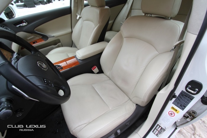 Продам Lexus IS250 2008г. рестайлинг Продам Lexus IS250 2008г. рестайлинг