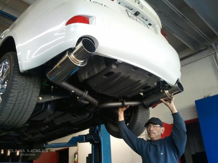 Продам == HKS выхлоп == для IS 250 Продам == HKS выхлоп == для IS 250