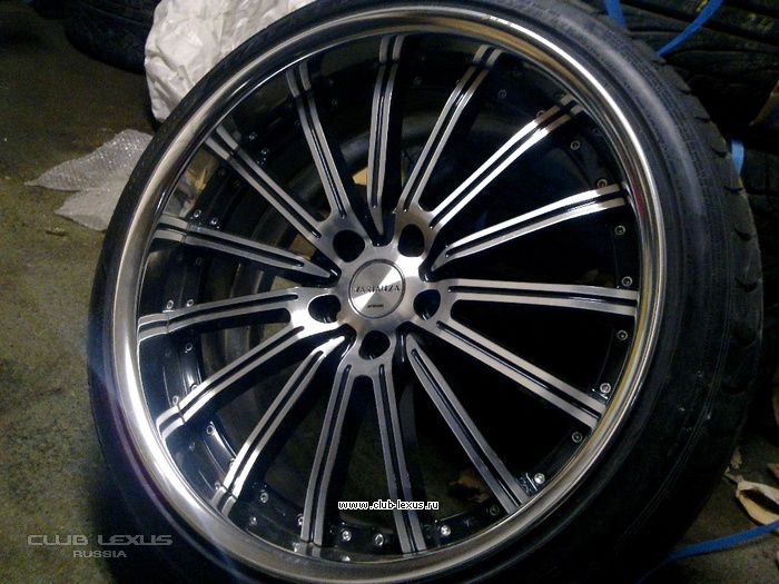 Продам Work Varianza W4S R20 комплект с новой резиной! Продам Work Varianza W4S R20 комплект с новой резиной!