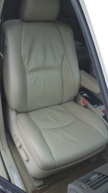 Продам Lexus RX300 (rx2) бежевый (850т.руб. 135т.км). Продам Lexus RX300 (rx2) бежевый (850т.руб. 135т.км).