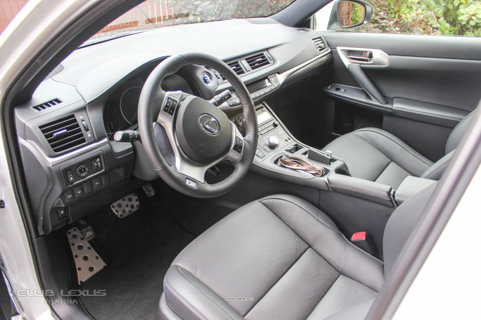 Lexus CT 200h - клубный тест-драйв Lexus CT 200h - клубный тест-драйв