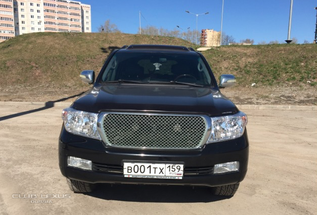 Продам LC200 бенз чёрный 2008г 1.5 млн Продам LC200 бенз чёрный 2008г 1.5 млн