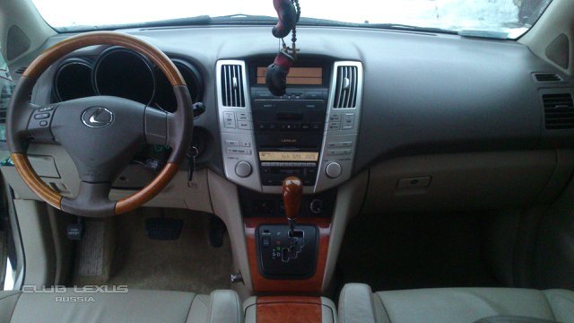 Продам Lexus RX300 (rx2) бежевый (850т.руб. 135т.км). Продам Lexus RX300 (rx2) бежевый (850т.руб. 135т.км).
