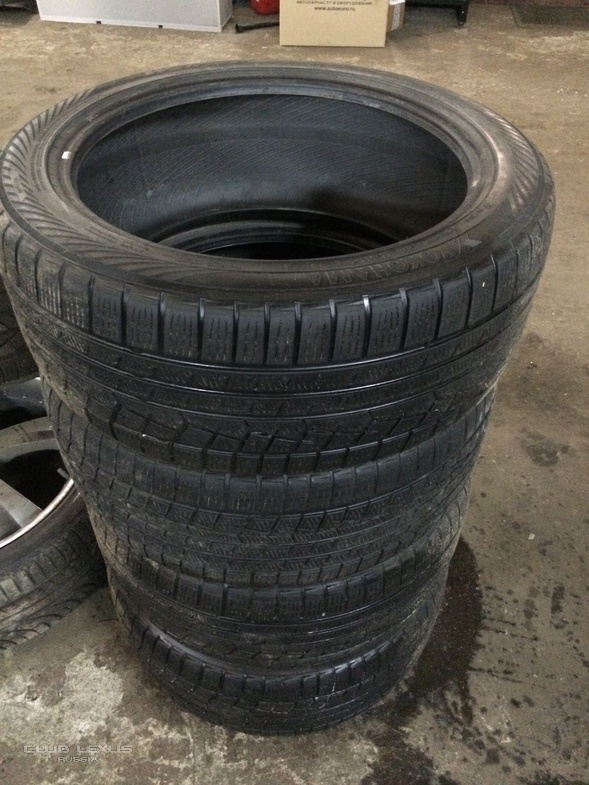 Продаю зимние шины 245/45 R19 Продаю зимние шины 245/45 R19