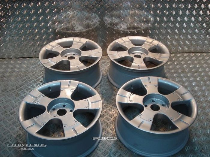 продам ориг. r18 5х114.3 et45 j8 c sc430 продам ориг. r18 5х114.3 et45 j8 c sc430