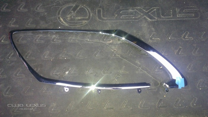 Окантовка фары Lexus GS III (05-11гг) 81116-30B80 Окантовка фары Lexus GS III (05-11гг) 81116-30B80