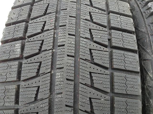 Продам 235/45R18 новая зима Bridgestone Продам 235/45R18 новая зима Bridgestone