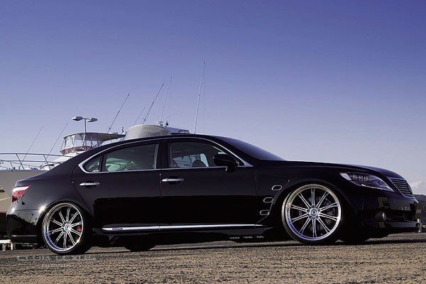 Разноширокие WORK Schwert SC1 R18 с новой рез. Hankook R-S3 Разноширокие WORK Schwert SC1 R18 с новой рез. Hankook R-S3