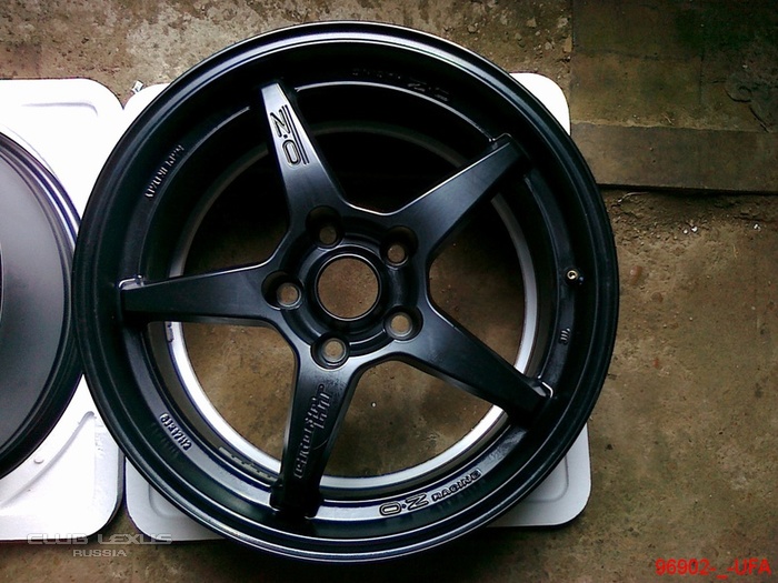 R17 OZ Crono и OZ Ultraleggera в отличном состоянии R17 OZ Crono и OZ Ultraleggera в отличном состоянии
