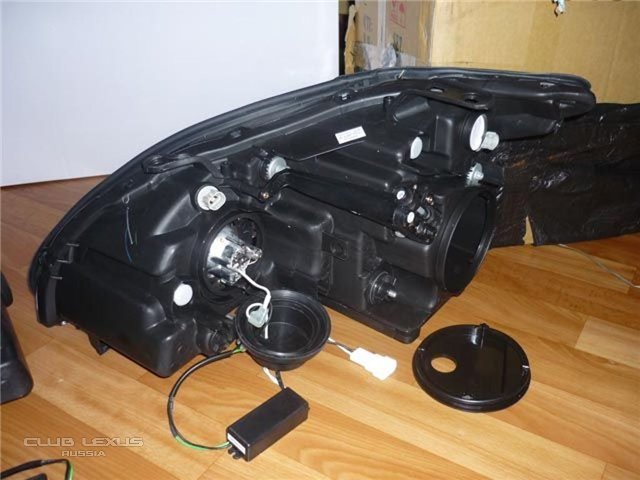 Продам фары для Toyota Harrier /Lexus RX330 Продам фары для Toyota Harrier /Lexus RX330
