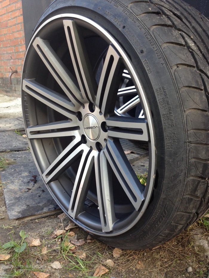 Продам б/у комплект VOSSEN R20 Продам б/у комплект VOSSEN R20