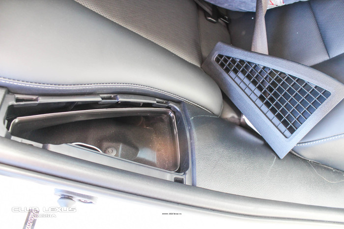 Lexus CT 200h - клубный тест-драйв Lexus CT 200h - клубный тест-драйв