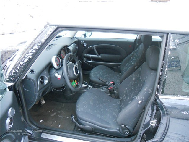 продам MINI One 2006г., 51700км, АКПП, 530 000 руб продам MINI One 2006г., 51700км, АКПП, 530 000 руб