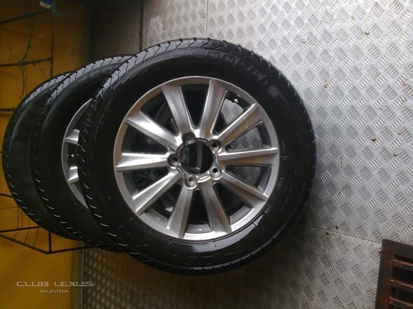 На LEXUS LX 570 и 470, Родные диски R20 с резиной 305\50 R20 На LEXUS LX 570 и 470, Родные диски R20 с резиной 305\50 R20