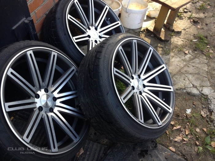 Продам б/у комплект VOSSEN R20 Продам б/у комплект VOSSEN R20