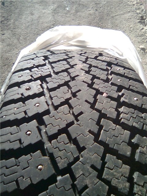 Продам Нокиан Хакка 235/70 R16 Продам Нокиан Хакка 235/70 R16