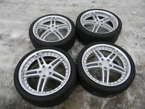 Продам Work Gnosis GS2 / 19" / 5x114.3 / с резиной Продам Work Gnosis GS2 / 19" / 5x114.3 / с резиной