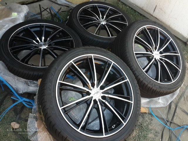Продам отл.летние шины 245/40R19 kumho ecsta spt 2013г 7мм Продам отл.летние шины 245/40R19 kumho ecsta spt 2013г 7мм