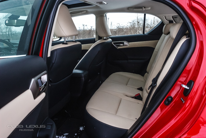 Тест-драйв Lexus CT200h Тест-драйв Lexus CT200h