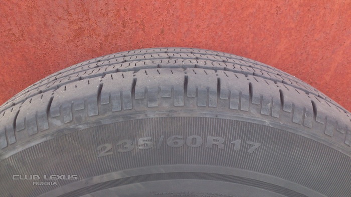 Штатные диски R17 5x114.3 с резиной 235/60 8.000р Штатные диски R17 5x114.3 с резиной 235/60 8.000р