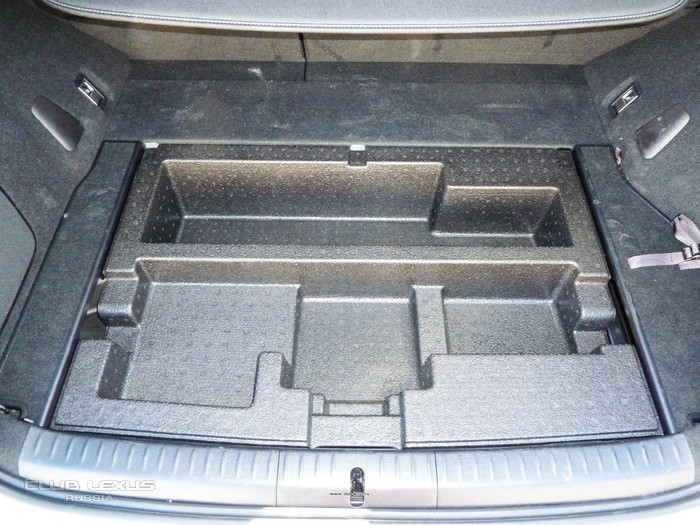 Lexus CT 200h - клубный тест-драйв Lexus CT 200h - клубный тест-драйв