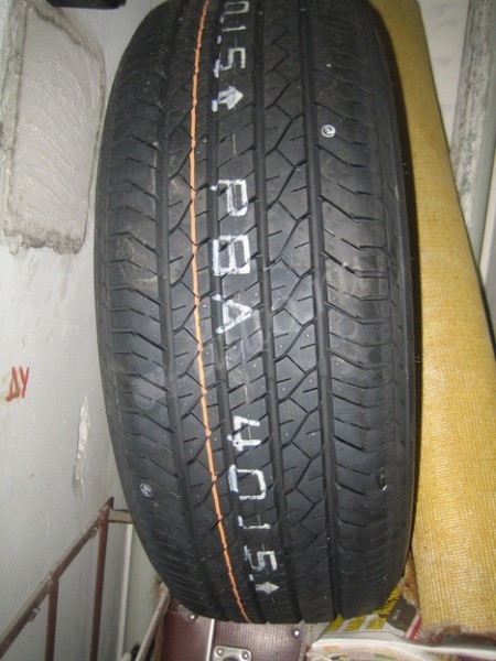 Продаю 1 покрышку Dunlop SP Sport 270 225/55R17 Продаю 1 покрышку Dunlop SP Sport 270 225/55R17
