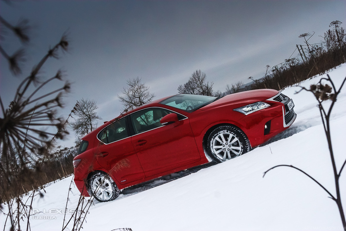 Тест-драйв Lexus CT200h Тест-драйв Lexus CT200h