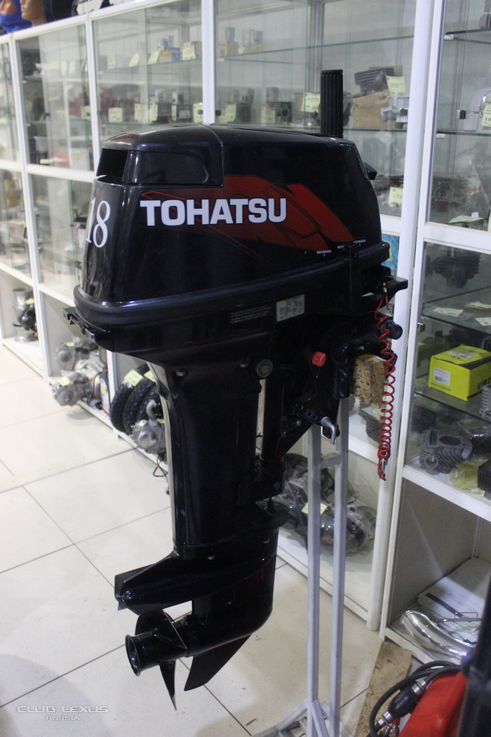 Продам лодку 3,3 метра + мотор Tohatsu 18 л.с. Продам лодку 3,3 метра + мотор Tohatsu 18 л.с.