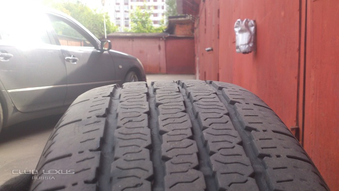 Штатные диски R17 5x114.3 с резиной 235/60 8.000р Штатные диски R17 5x114.3 с резиной 235/60 8.000р