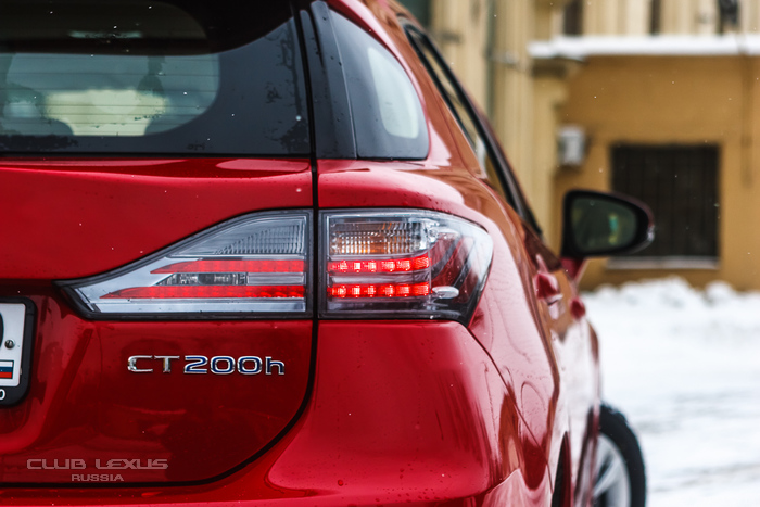 Тест-драйв Lexus CT200h Тест-драйв Lexus CT200h