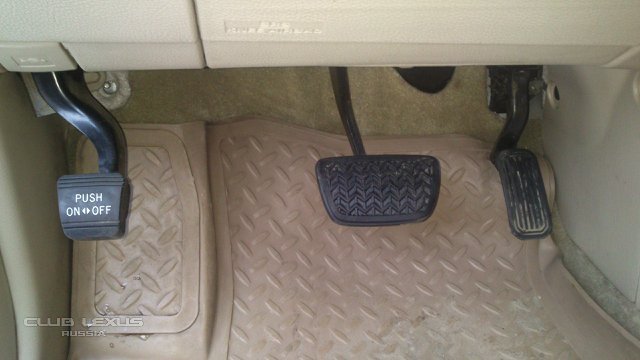 Продам Lexus RX300 (rx2) бежевый (850т.руб. 135т.км). Продам Lexus RX300 (rx2) бежевый (850т.руб. 135т.км).
