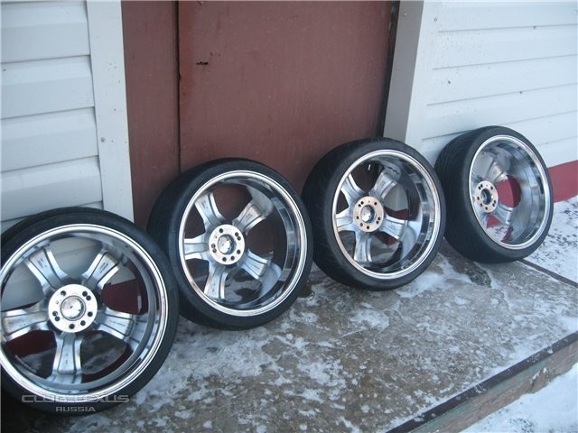 Продам Хром R19 c резиной Продам Хром R19 c резиной