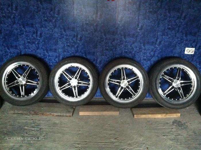 Продам модные диски R18, 5x114,3 ET35, j8 + резина 235/55 /1 Продам модные диски R18, 5x114,3 ET35, j8 + резина 235/55 /1
