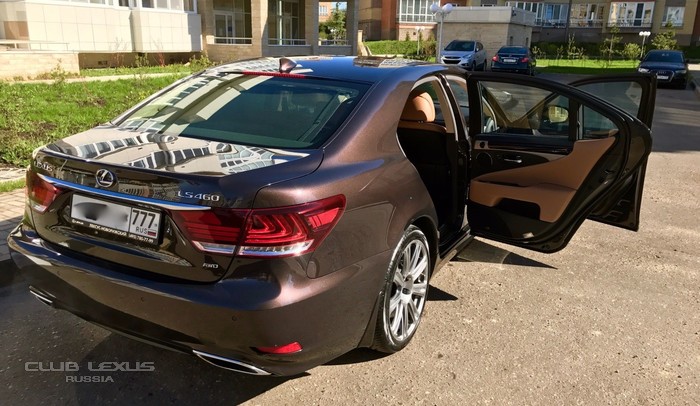 Продаю свой Lexus LS460 AWD 2014 г.в. Продаю свой Lexus LS460 AWD 2014 г.в.