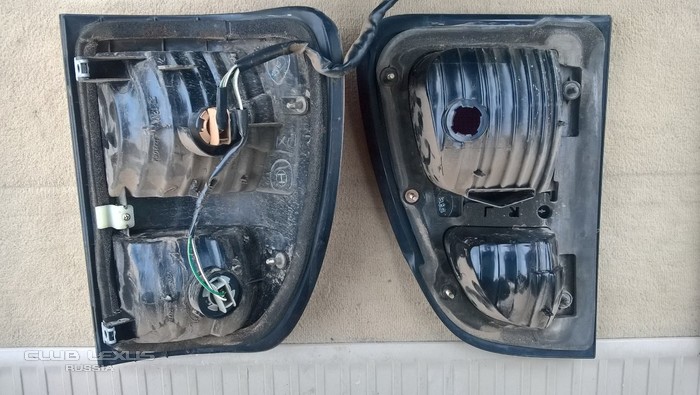 Продам фонари задние LX470 2003-2007 год штатные Продам фонари задние LX470 2003-2007 год штатные