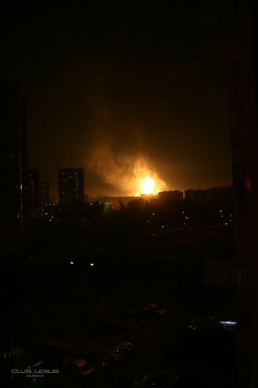 Пожар в МСК, газопровод горит! Пожар в МСК, газопровод горит!