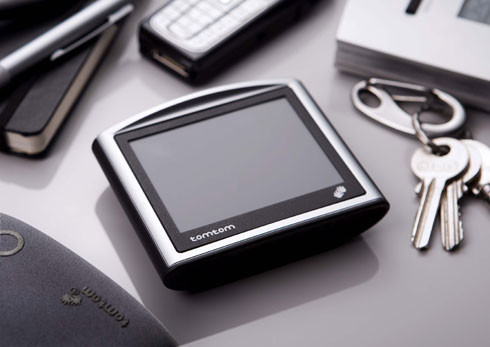 Сравнение TomTom Go910 и TomTom ONE. Сравнение TomTom Go910 и TomTom ONE.