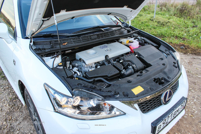 Lexus CT 200h - клубный тест-драйв Lexus CT 200h - клубный тест-драйв
