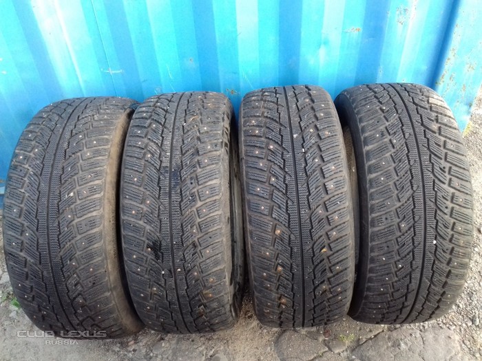 Продам комплект зимней резины 265/50 r20 Продам комплект зимней резины 265/50 r20