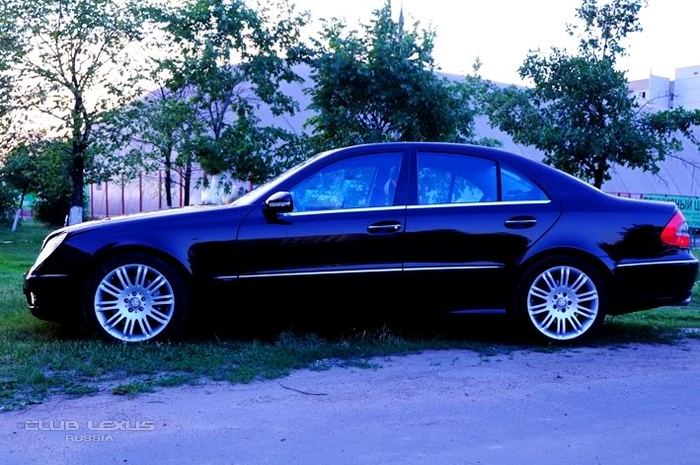 Mercedes-Benz E 230 | AVANTGARDE | 2009 | 40.630 км Mercedes-Benz E 230 | AVANTGARDE | 2009 | 40.630 км