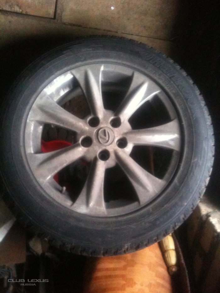 Продам зимнюю резину с дисками Hankook 225 60R17 99T Продам зимнюю резину с дисками Hankook 225 60R17 99T