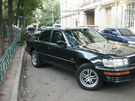 Продаю LS 400 (10-кузов) Продаю LS 400 (10-кузов)