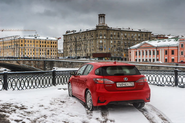 Тест-драйв Lexus CT200h Тест-драйв Lexus CT200h