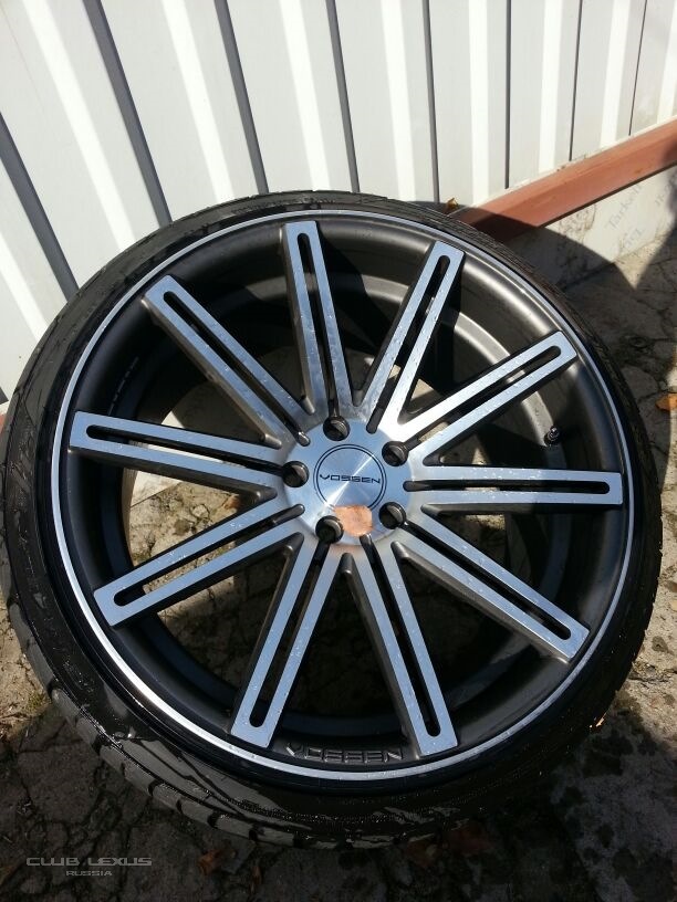 Продам б/у комплект VOSSEN R20 Продам б/у комплект VOSSEN R20